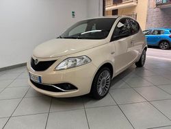 Bianco Usata 2017 Lancia Ypsilon Gold Due volumi | 9500 € (Buon prezzo)