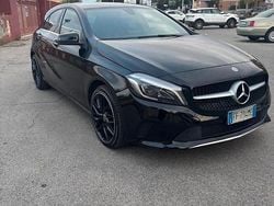 Nero Usata 2016 Mercedes A180 Tre volumi | 11.900 € (Buon prezzo)
