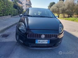 Nero Usata 2010 Fiat Punto Due volumi | 3400 € (Buon prezzo)
