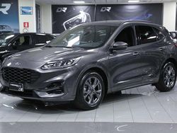 Grigio Usata 2024 Ford Kuga ST-Line SUV | 25.500 € (Buon prezzo)