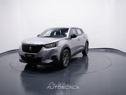 Grigio Usata 2023 Peugeot 2008 Active SUV | 18.990 € (Buon prezzo)