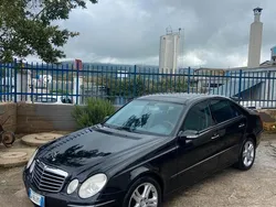 Nero Usata 2003 Mercedes E320 Tre volumi | 2499 € (Buon prezzo)