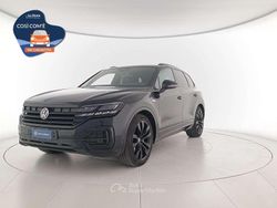 Grenadilla black metallizzato Usata 2023 VW Touareg Elegance SUV | 56.500 € (Buon prezzo)
