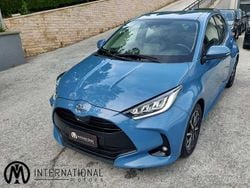 Blu/azzurro Usata 2021 Toyota Yaris Trend Tre volumi | 14.490 € (Buon prezzo)