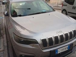 Usata 2019 Jeep Cherokee SUV | 15.000 € (Super prezzo)