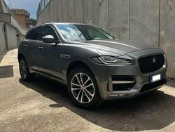 Usata 2017 Jaguar F-Pace R-Sport SUV | 25.000 € (Molto cara)