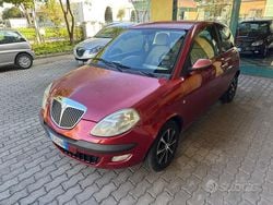 Rosso Usata 2004 Lancia Ypsilon Due volumi | 1490 € (Ottimo prezzo)