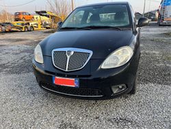 Nero Usata 2010 Lancia Ypsilon Platinum Due volumi | 2350 € (Super prezzo)