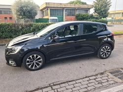 Nero Usata 2023 Renault Clio V Equilibre Tre volumi | 13.500 €