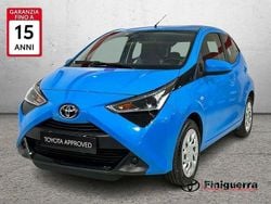 Blu Usata 2020 Toyota Aygo Connect Style Due volumi | 11.500 € (Buon prezzo)