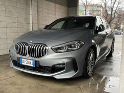 Grigio Usata 2022 BMW 118 M Sport Due volumi | 27.900 € (Buon prezzo)