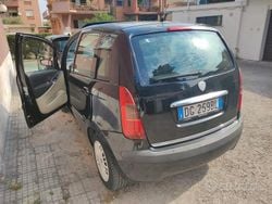 Nero Usata 2007 Lancia Musa Monovolume | 2900 €