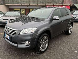 Grigio Usata 2012 Toyota RAV4 Executive SUV | 11.900 € (Super prezzo)