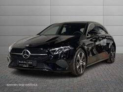 Nero notte Usata 2023 Mercedes A180 Advanced Plus Tre volumi | 29.400 € (Super prezzo)