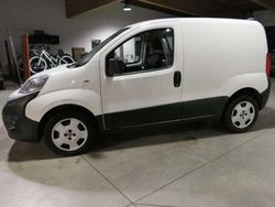 Bianco pastello Usata 2022 Fiat Fiorino Monovolume | 12.900 € (Molto cara)