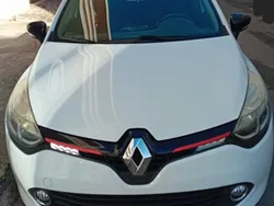 Usata 2013 Renault Clio IV Tre volumi | 6800 € (Cara)