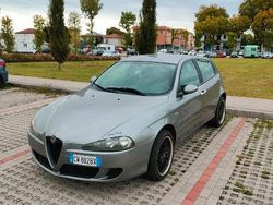 Grigio Usata 2004 Alfa Romeo 147 Due volumi | 3000 € (Cara)