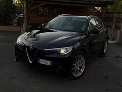 Nero Usata 2019 Alfa Romeo Stelvio Business SUV | 22.100 € (Buon prezzo)