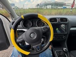 Bianco Usata 2010 VW Golf VI Due volumi | 6500 € (Buon prezzo)