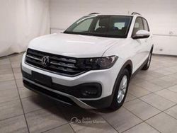 Bianco / pastello Usata 2023 VW T-Cross Style SUV | 19.000 € (Buon prezzo)