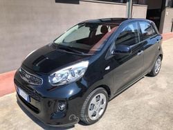Viola Usata 2016 Kia Picanto City Due volumi | 7900 € (Buon prezzo)