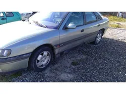 Grigio(met.) Usata 1998 Renault Safrane Due volumi | 1750 €