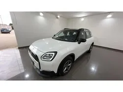 Nessuno(met.) Usata 2024 Mini Cooper Countryman Classic SUV | 31.100 € (Super prezzo)