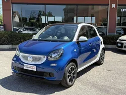 Blu/azzurro Usata 2015 Smart ForFour Passion Due volumi | 8490 € (Buon prezzo)