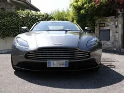 Grigio Usata 2017 Aston Martin DB11 Launch Edition Coupé | 107.500 €