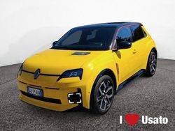 Giallo Usata 2024 Renault 5 E-Tech Iconic Tre volumi | 29.900 € (Buon prezzo)