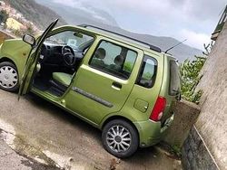 Usata 2002 Opel Agila Monovolume | 800 €