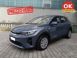 Grigio Usata 2022 Kia Stonic Urban SUV | 12.950 € (Buon prezzo)
