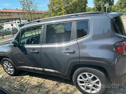Grigio Usata 2023 Jeep Renegade SUV | 16.900 €
