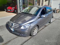 Grigio Usata 2009 Mercedes B200 Monovolume | 4800 € (Cara)