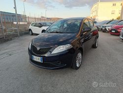 Blu Usata 2020 Lancia Ypsilon Gold Due volumi | 11.200 € (Buon prezzo)