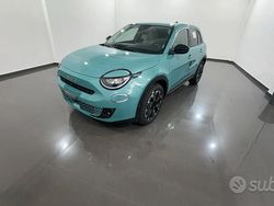 Blu Usata 2024 Fiat 600 La Prima SUV | 26.490 € (Cara)