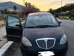 Usata 2005 Lancia Musa Monovolume | 2500 €