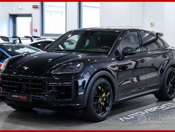 Nero cromite Usata 2024 Porsche Cayenne Turbo E-Hybrid SUV | 180.000 €