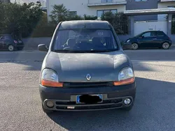 Grigio Usata 2002 Renault Kangoo Privilege Monovolume | 3000 € (Buon prezzo)