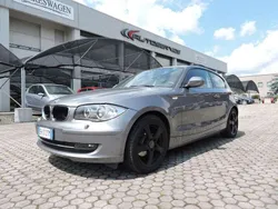 Grigio Usata 2011 BMW 116 Due volumi | 5400 € (Buon prezzo)