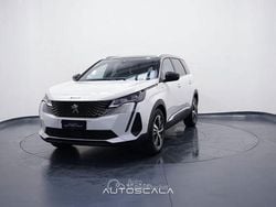 Bianco madreperla Usata 2023 Peugeot 5008 GT SUV | 24.990 € (Buon prezzo)