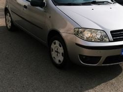 Grigio Usata 2006 Fiat Punto Due volumi | 1100 € (Ottimo prezzo)