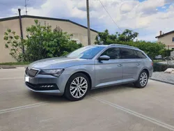 Grigio Usata 2021 Skoda Superb Executive Station wagon | 14.000 € (Super prezzo)