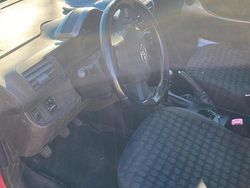 Rosso Usata 2009 Toyota iQ Due volumi | 4500 €