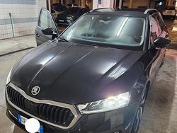 Nero Usata 2021 Skoda Octavia G-TEC Style Station wagon | 14.600 € (Ottimo prezzo)