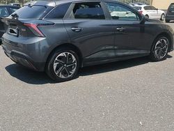 Grigio Usata 2024 MG MG4 EV Due volumi | 19.000 € (Cara)