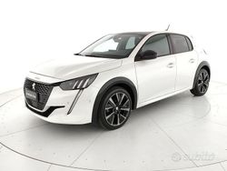 Bianco Usata 2022 Peugeot 208 GT Due volumi | 17.900 € (Molto cara)