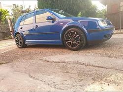 Usata 2002 VW Golf IV Due volumi | 2500 €