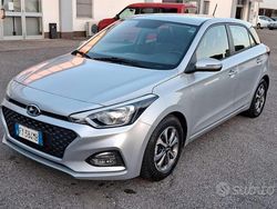 Argento Usata 2019 Hyundai i20 Tre volumi | 9500 € (Buon prezzo)
