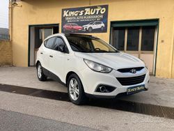 Bianco metallizzato Usata 2013 Hyundai ix35 Comfort SUV | 8500 € (Buon prezzo)